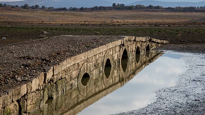 Konya'da sular altında kalmıştı! 11 gözlü köprü yeniden ortaya çıktı 7